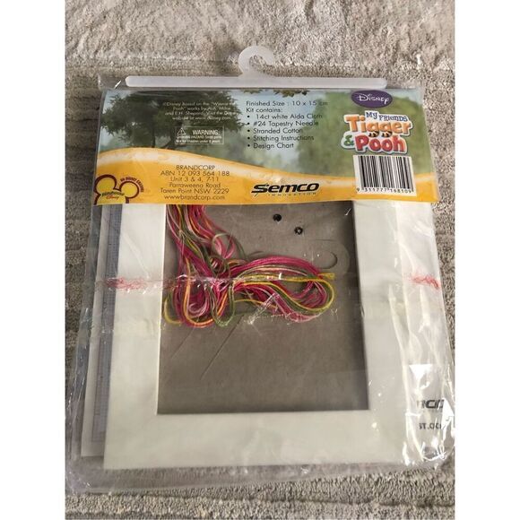 Disney Petite Piglet Simply Sewn Stitching - Picture 3 of 8